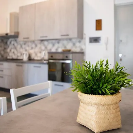Gray Pearl - Modern In City Center * Arona